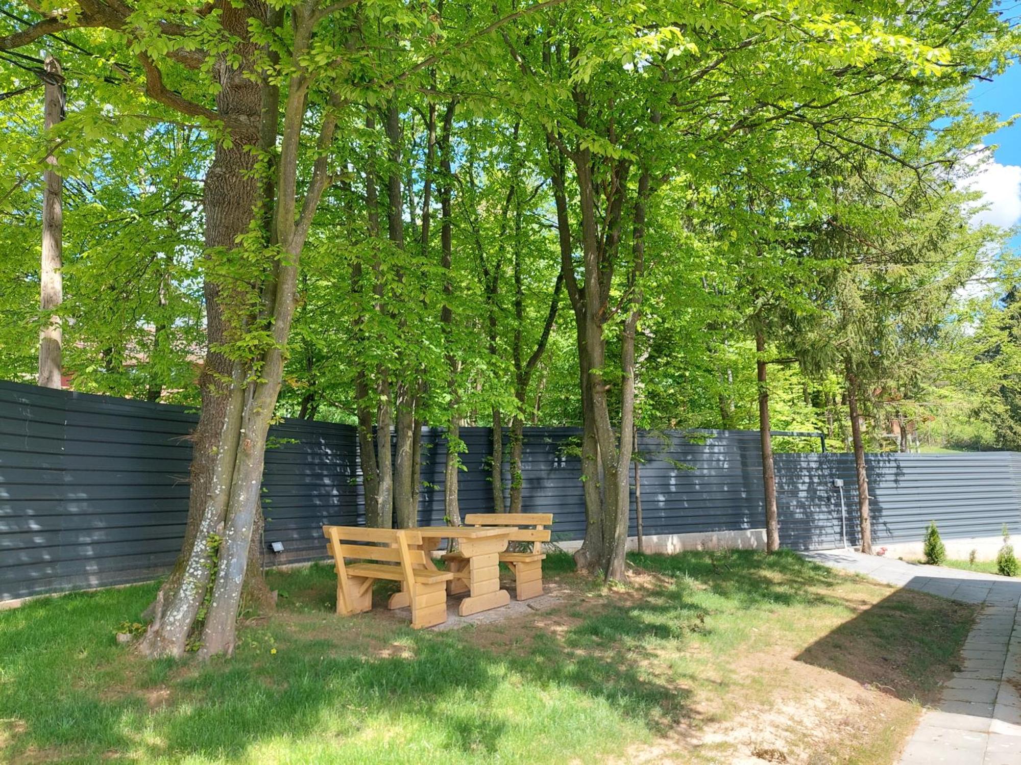 Orange With Private Pool